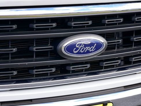 Used 2023 Ford F150 XLT image 8