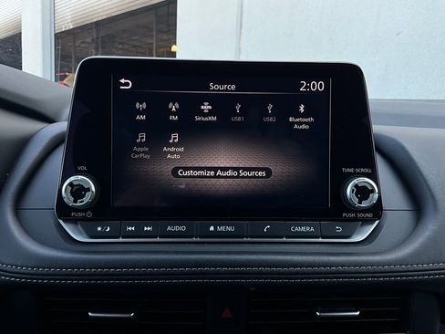 Used 2025 Nissan Rogue SV image 30