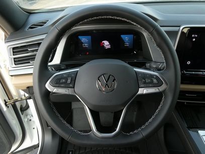 New 2025 Volkswagen Atlas Cross Sport SE