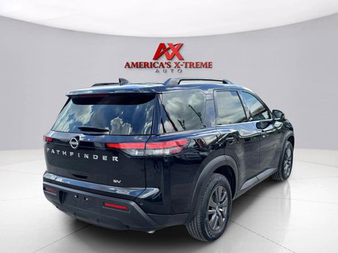 Used 2022 Nissan Pathfinder SV FWD image 5