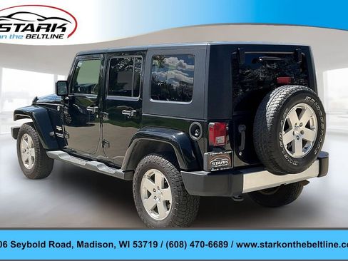 Used 2011 Jeep Wrangler Unlimited Sahara AWD/4WD image 4
