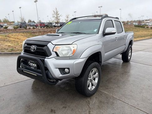 Used 2015 Toyota Tacoma 4x4 Double Cab w/ TRD Sport Package image 3