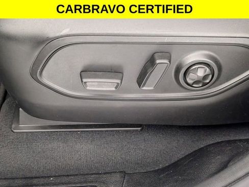 Used 2024 Jeep Grand Cherokee L Altitude AWD/4WD image 14