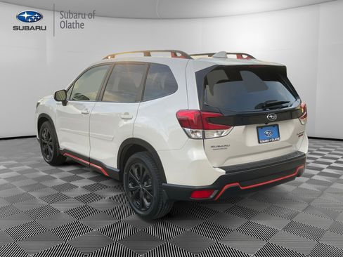 Used 2021 Subaru Forester Sport image 9