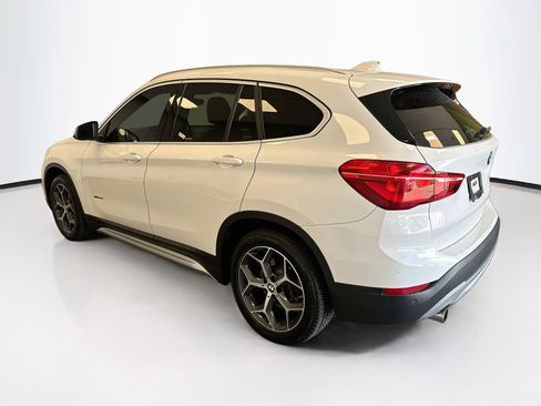 Used 2018 BMW X1 xDrive28i AWD/4WD image 5