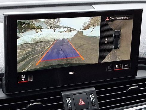 Used 2023 Audi SQ5 Premium Plus w/ Premium Plus Package image 20