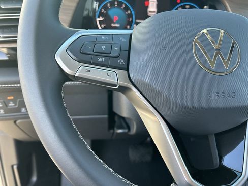 New 2026 Volkswagen Atlas SE FWD image 20