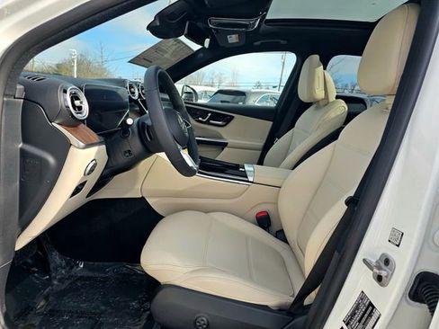 New 2026 Mercedes-Benz GLC 300 GLC 300 image 16