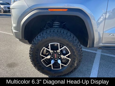 Used 2024 GMC Canyon AT4X image 10