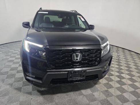 Used 2023 Honda Passport Elite image 2