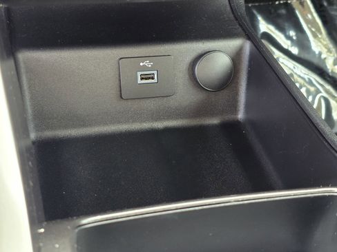 Used 2018 Ford Fusion S image 28