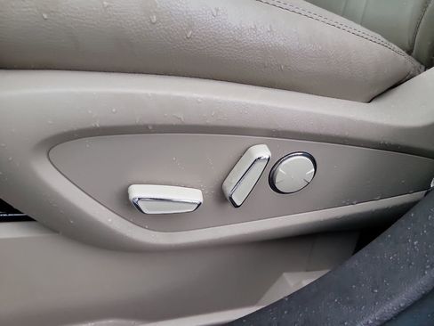 Certified 2023 Lincoln Nautilus FWD w/ Premium Package image 17