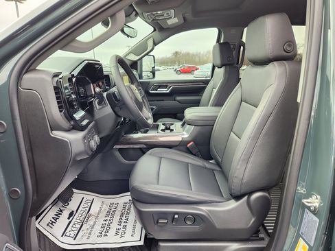 New 2026 Chevrolet Silverado 2500 LTZ w/ LTZ Premium Package image 9