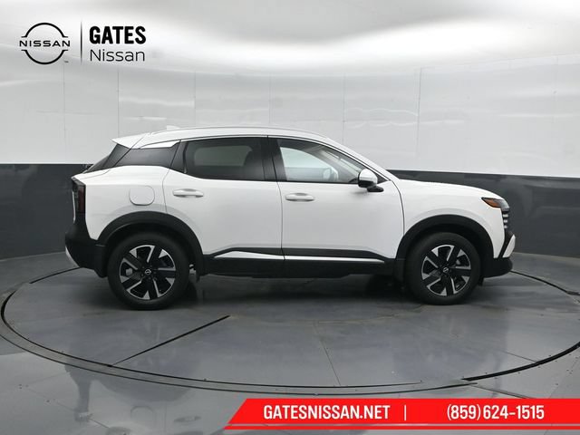 Certified 2025 Nissan Kicks SR AWD/4WD image 3