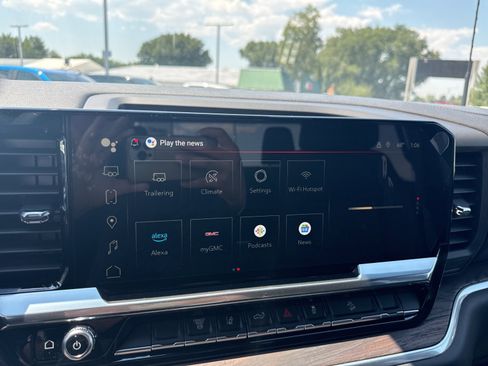 New 2025 GMC Sierra 3500 SLT w/ SLT Convenience Package image 20