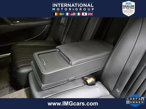 Used 2018 Bentley Flying Spur V8 image 38