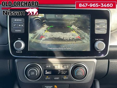 Used 2025 Nissan Leaf S image 13