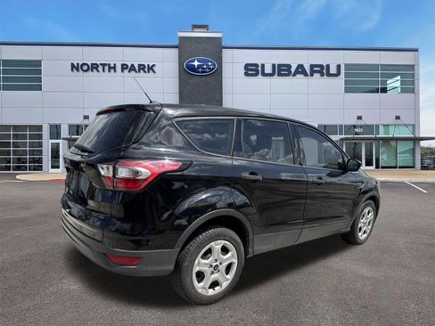 Used 2018 Ford Escape S FWD image 3