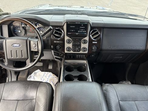 Used 2015 Ford F250 Platinum w/ FX4 Off-Road Package image 21