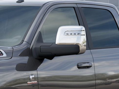 New 2025 RAM 2500 Laramie AWD/4WD image 12