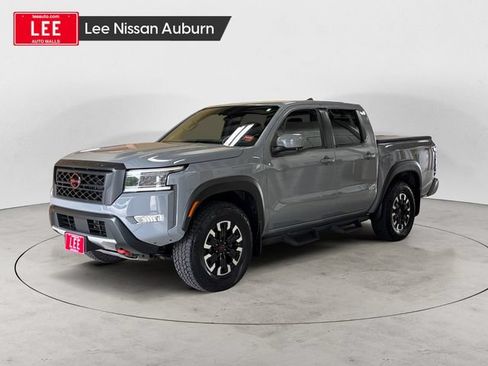 Used 2022 Nissan Frontier PRO-4X AWD/4WD image 1