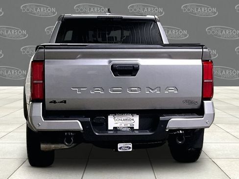 Used 2024 Toyota Tacoma TRD Off-Road w/ TRD Off Road Premium Package AWD/4WD image 6