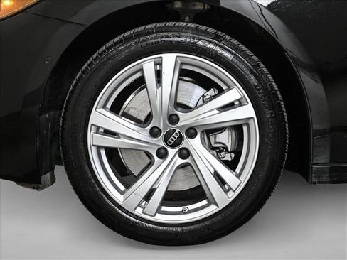 Used 2025 Audi A5 2.0T Premium w/ Convenience Package image 25