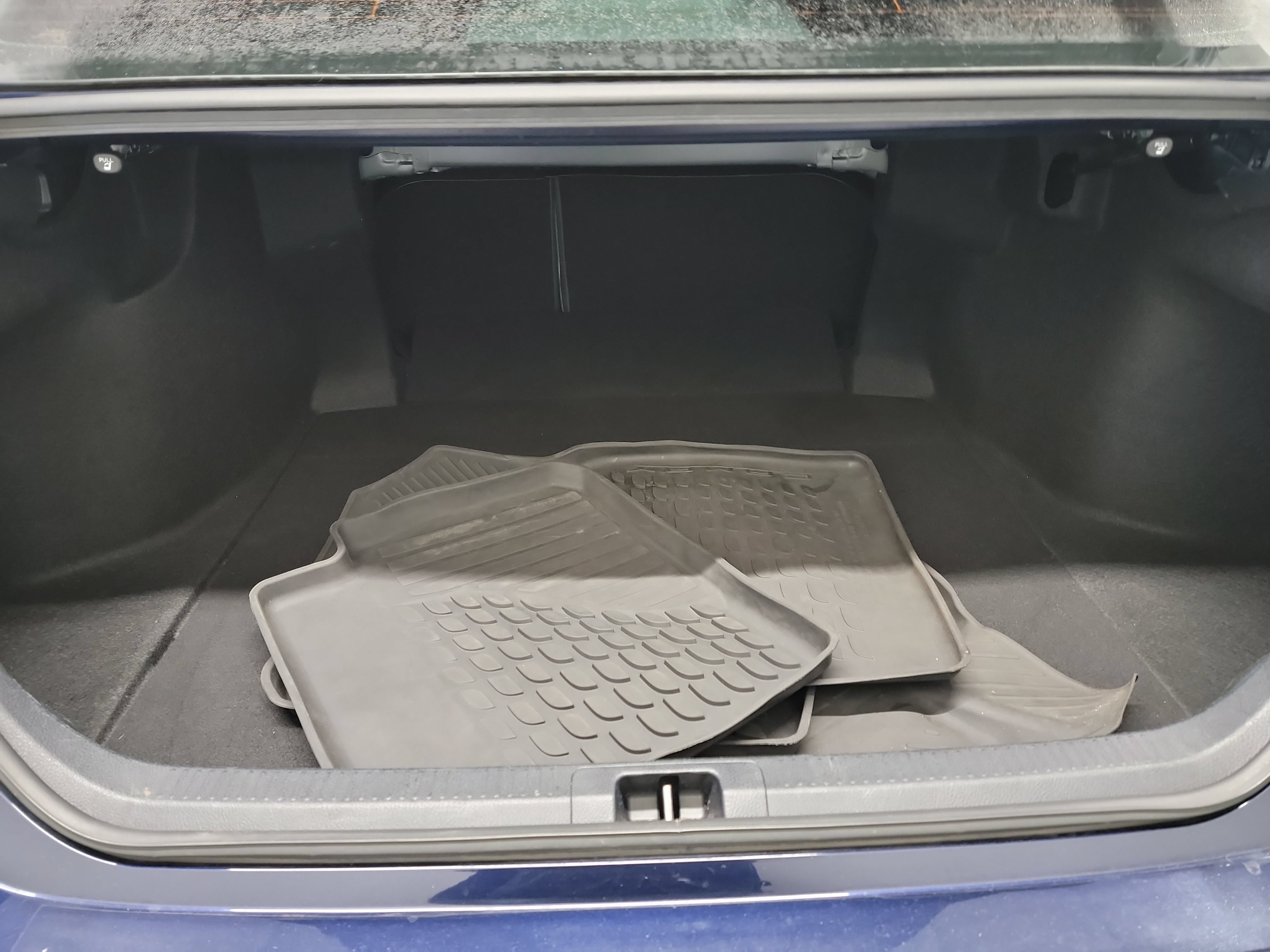 Used 2022 Toyota Camry XSE FWD image 26