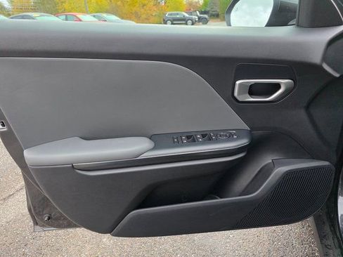 New 2025 Kia K4 LXS image 23