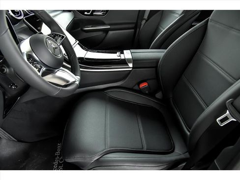 Certified 2025 Mercedes-Benz GLC 300 GLC 300 4MATIC image 13