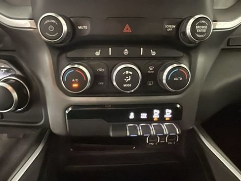 Used 2021 RAM 1500 Big Horn AWD/4WD image 22
