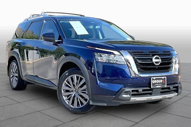 Certified 2023 Nissan Pathfinder SL w/ SL Premium Package FWD image 3