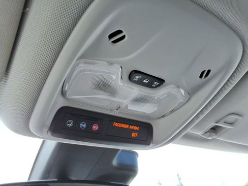 Certified 2023 Chevrolet Bolt EUV LT w/ Comfort Package FWD image 35