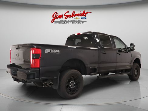 Used 2024 Ford F250 Lariat w/ Lariat Ultimate Package AWD/4WD image 6