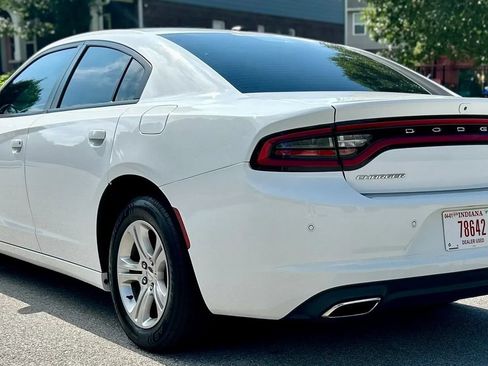 Used 2021 Dodge Charger SXT RWD image 5
