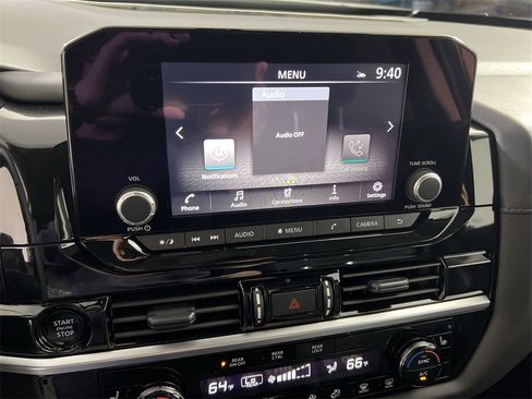 New 2025 Nissan Pathfinder SV image 12