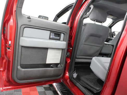 Used 2014 Ford F150 XLT w/ Equipment Group 302A Luxury image 21