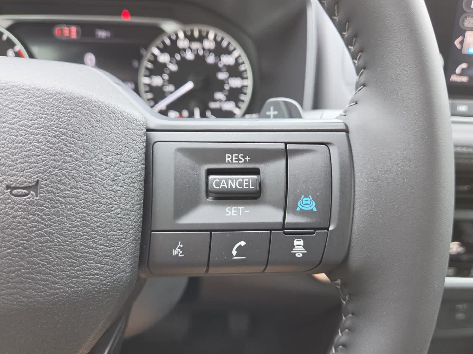 Used 2026 Nissan Rogue SV FWD image 13
