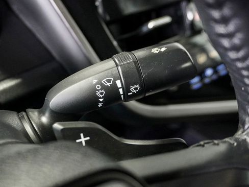 Used 2023 Toyota Camry SE image 22