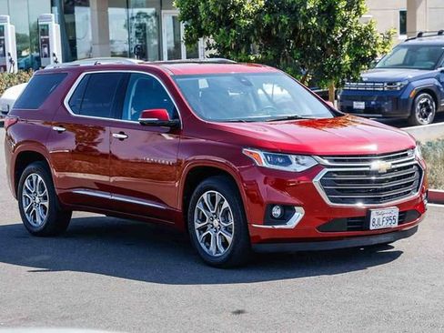 Used 2019 Chevrolet Traverse Premier w/ LPO, Floor Liner Package image 6