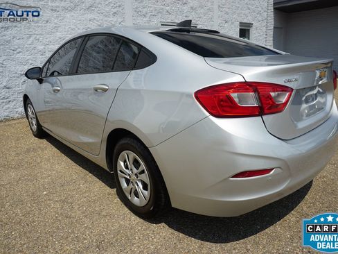 Used 2019 Chevrolet Cruze LS FWD image 8