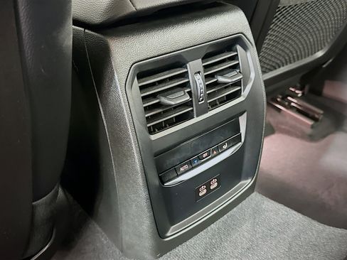 Used 2023 BMW 330e 330e w/ Premium Package image 28