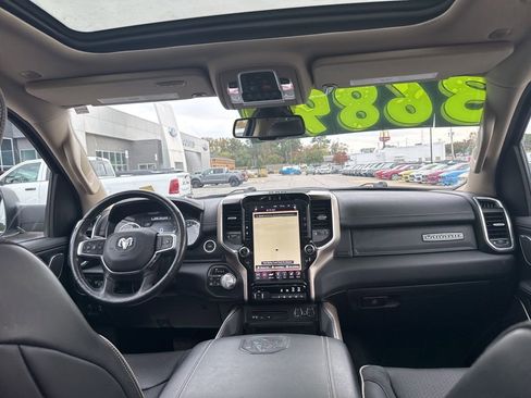 Used 2019 RAM 1500 Laramie image 35