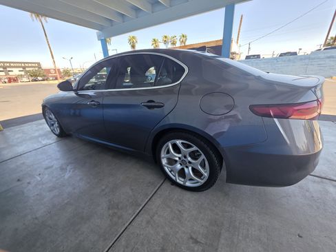 Used 2019 Alfa Romeo Giulia Ti RWD image 6