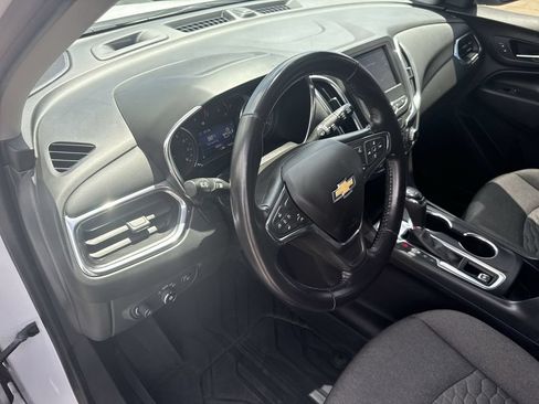 Used 2020 Chevrolet Equinox LT w/ Driver Convenience Package FWD image 14