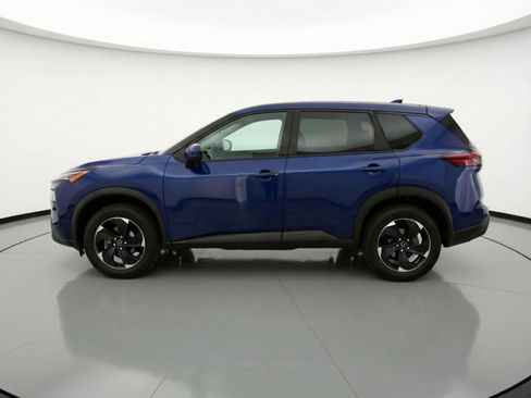 Used 2025 Nissan Rogue SV FWD image 5