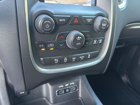 Used 2020 Dodge Durango SXT RWD image 26