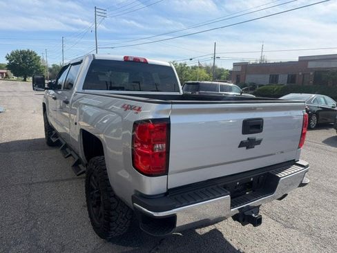 Used 2016 Chevrolet Silverado 2500 W/T w/ WT Convenience Package AWD/4WD image 2