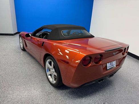Used 2005 Chevrolet Corvette Convertible w/ Preferred Equipment Group RWD image 29