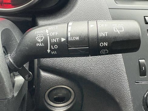 Used 2013 MAZDA MAZDA3 i Touring FWD image 22